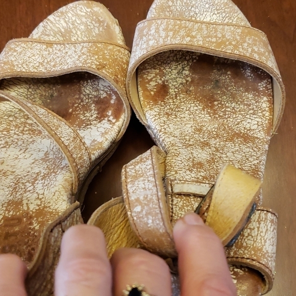 BED Stu Platform & Wedge Sandals EUC Tan & White - Picture 11 of 16